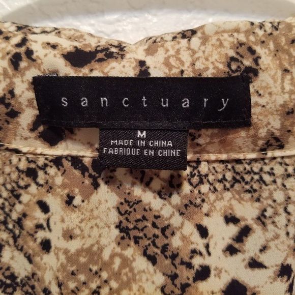 Sanctuary Women's Snakeskin Short Sleeve Blouse size Medium - Picture 3 of 7